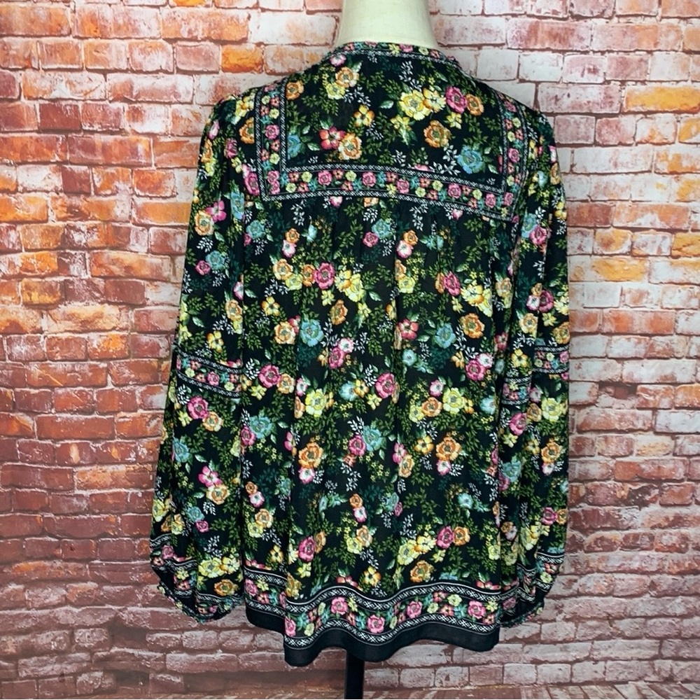 Rose + Olive Split Neck Floral Peasant Blouse - Picture 7 of 10